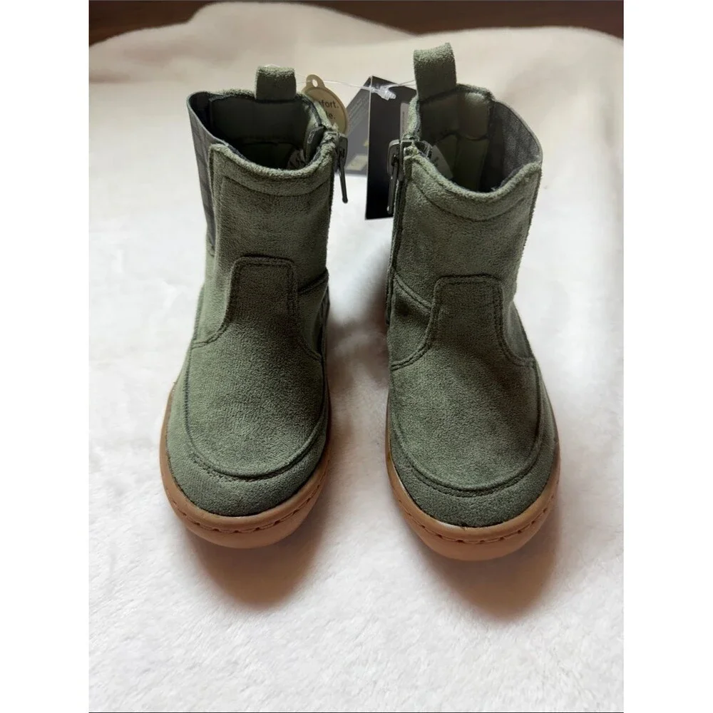 NWT Kids Olive Green Suede Zip-Up Boots with plaid detail 7